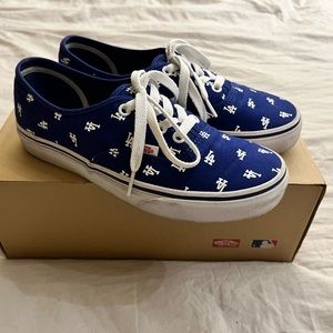 Dodger blue LA vans.